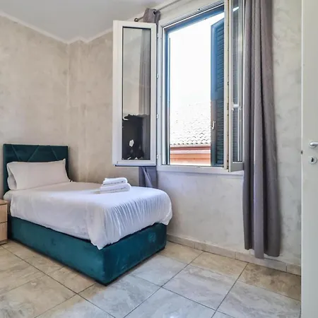 Verdi - Nel Centro Di Guest house *